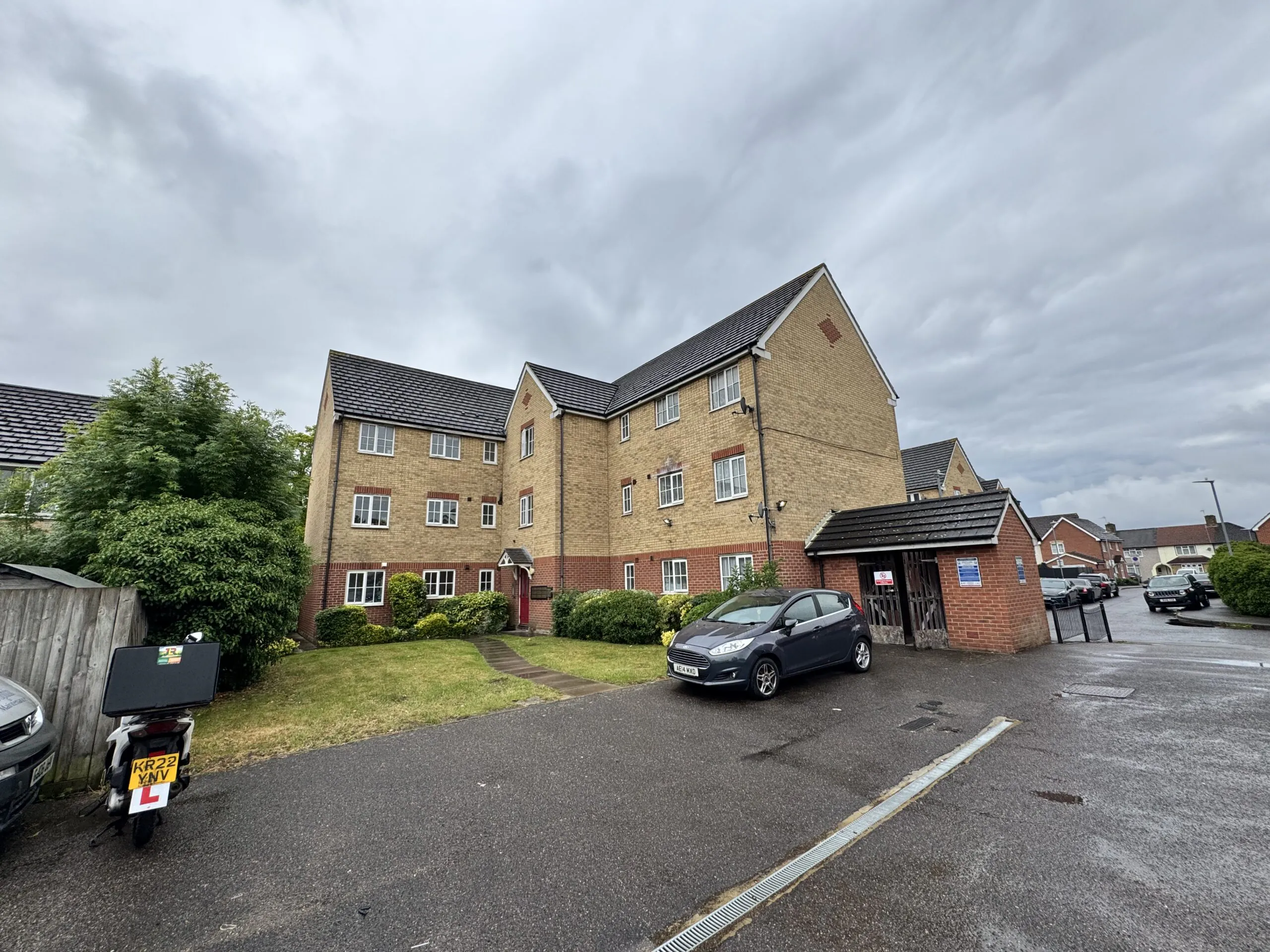 Wagstaff Gardens, Dagenham